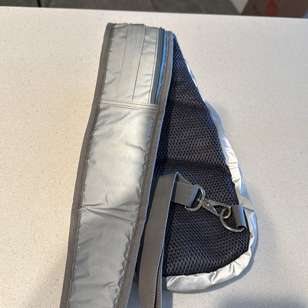 RB Cross Body Reflective Moto Bag - Picture 3 of 5